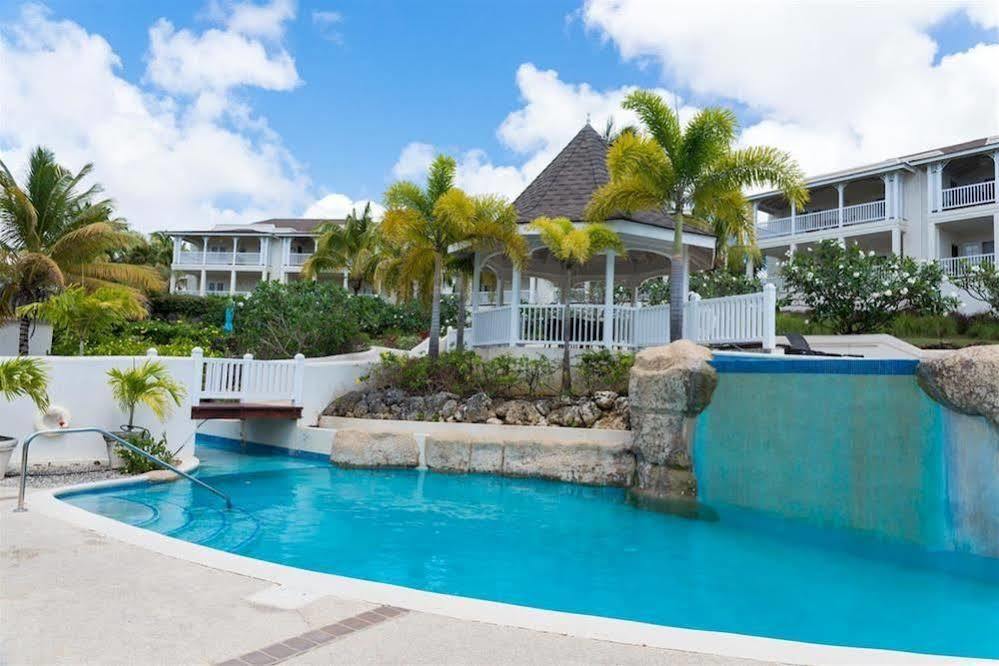 Wind Surf Barbados Apartamento Rose Hill Exterior foto